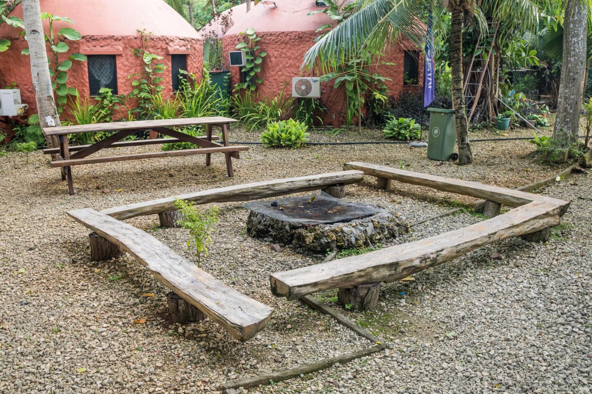 Panglao Chocolate Hills Hostel Екстериор снимка