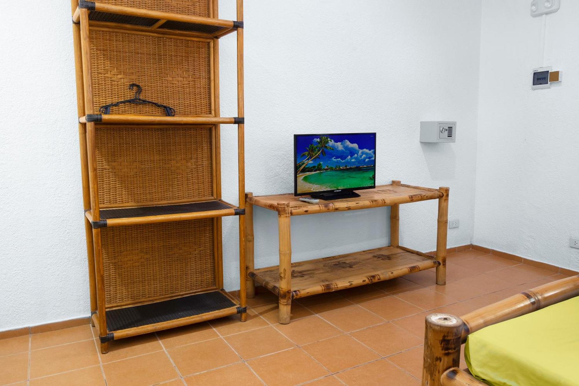 Panglao Chocolate Hills Hostel Екстериор снимка